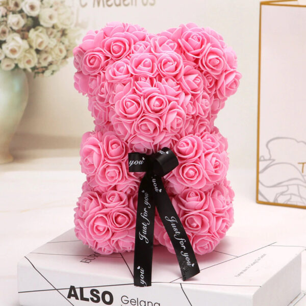 Medvedek iz penastih vrtnic rosa barve, 25 cm